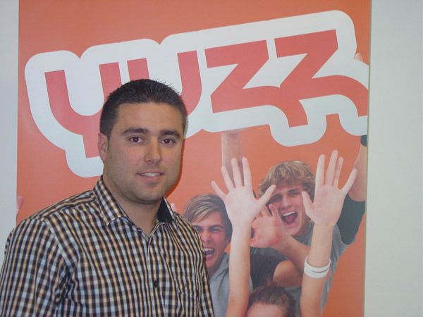 Jose Vicente Garcia Yuzz Valencia Entrevistamos a los chicos Yuzz de Valencia