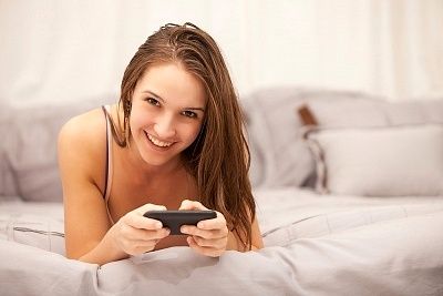 tt3602077 Videojuegos, ¿mejor que el sexo para las mujeres?