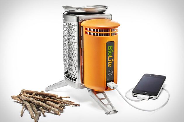 Cocina y carga tus gadgets con la estufa portatil BioLite