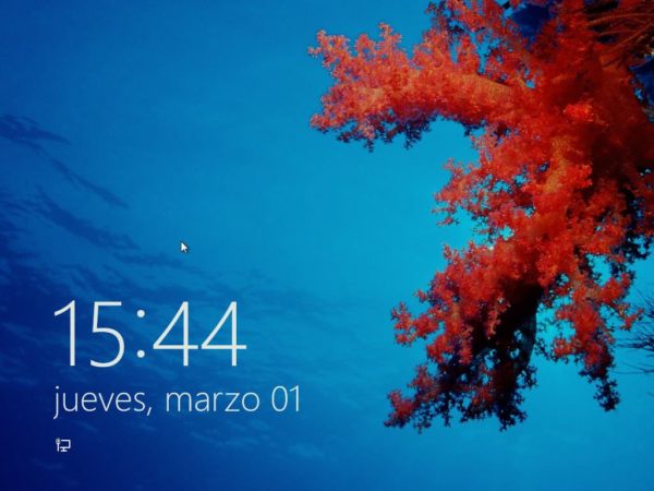 Windows 8 Consumer Preview lock screen 1 600x450 Cómo instalar Windows 8 Consumer Preview