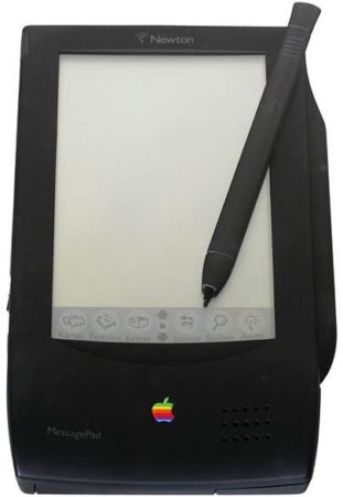 Apple Historia 13 311x450 36 años de evolución de producto Apple