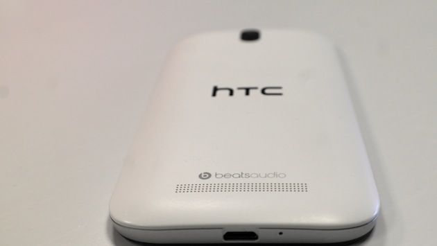 SAM 0635 HTC One SV