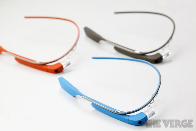  google glass hands on stock2 2040 large1Aquí están las especificaciones oficiales de Google Glass
