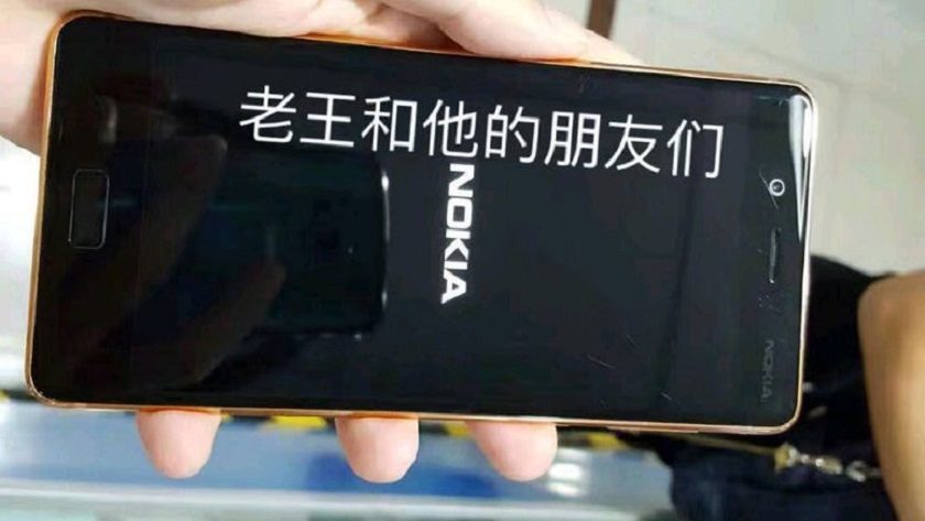 Imágenes reales del Nokia 8 en color cobre dorado