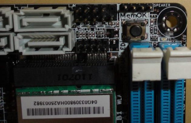 ASUS F1A75-I Deluxe -detalle MemOK- ASUS F1A75-I Deluxe -detalle MemOK-