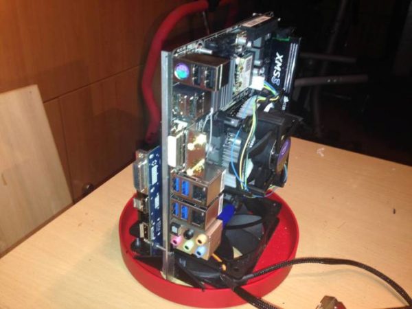 Hackintosh con dise&ntilde;o tipo Mac Pro im321x