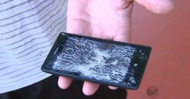 Un Lumia 520 ha evitado que un policía reciba un balazo