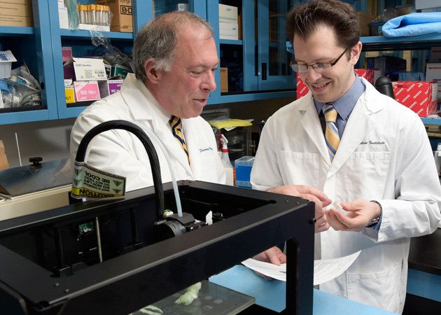 Científicos usan impresión 3D para reparar el cartílago de una tráquea
