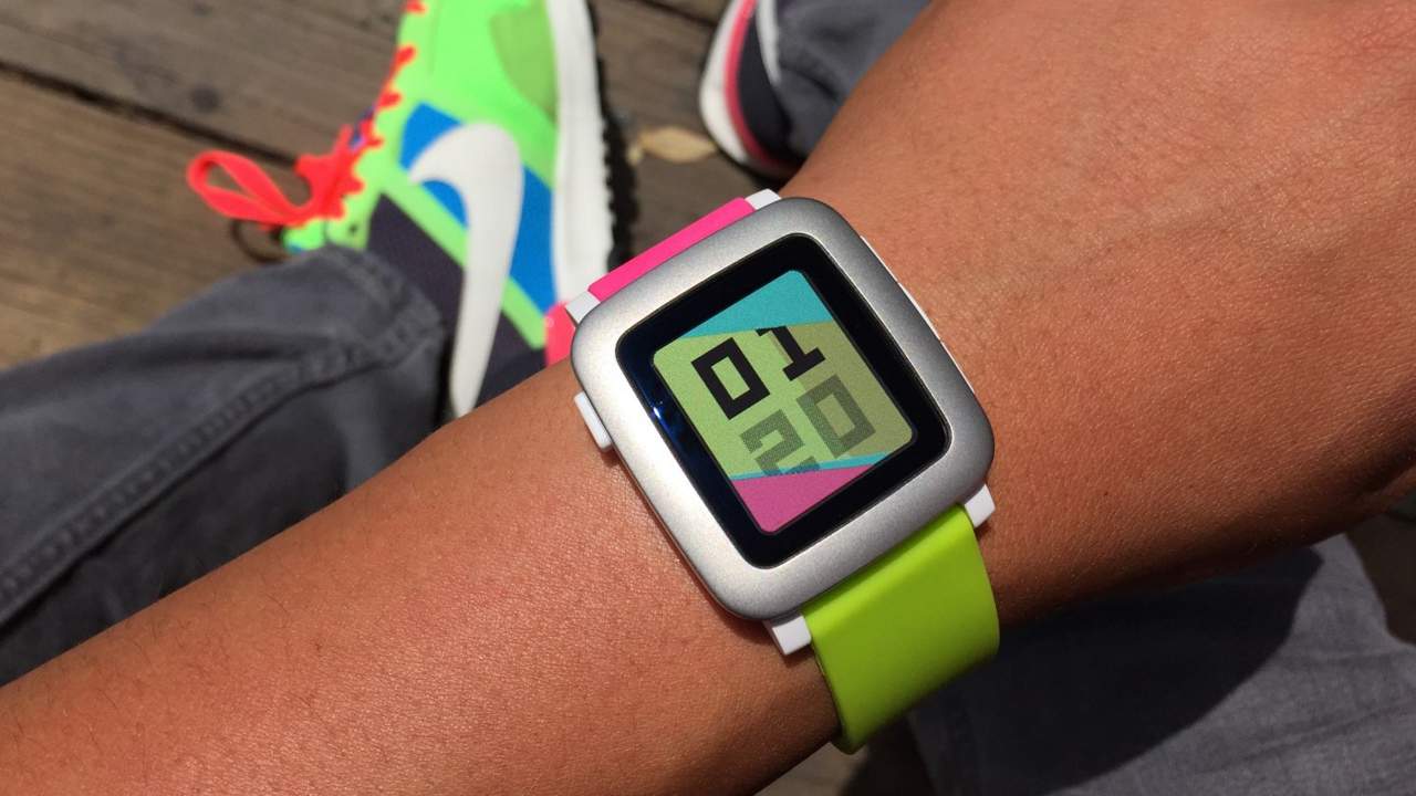 Pebble Time empieza a llegar a los backers y se podrá reservar el mes que viene