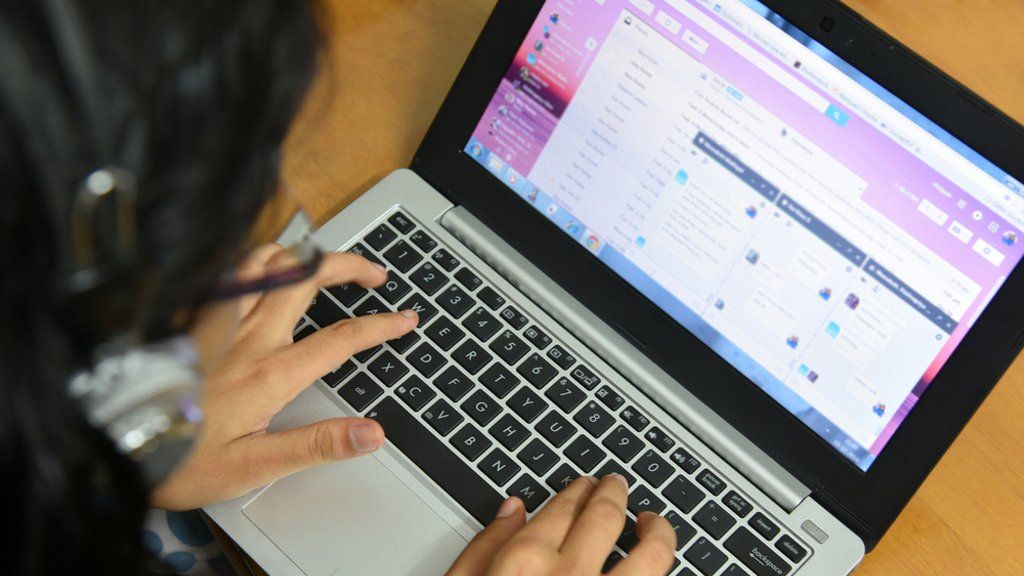 Cómo usar Gmail o Outlook.com desde el ordenador