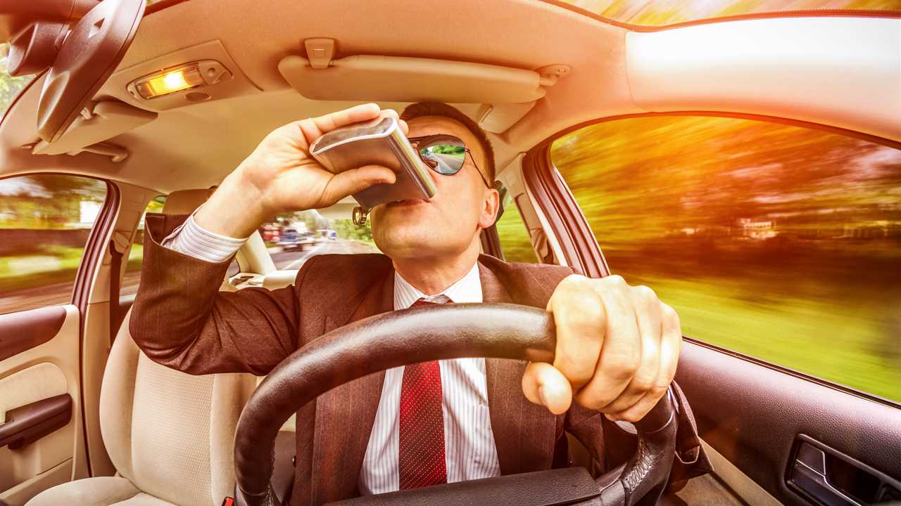 Una tecnología impedirá arrancar el coche si el conductor está borracho