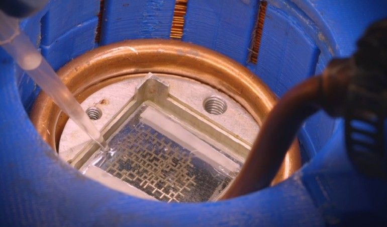 Consiguen crear un procesador alimentado por agua