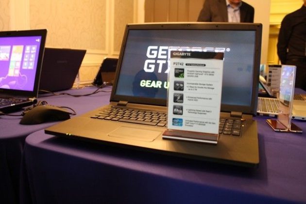 gigabyte-p2742-gaming-laptop_slideshow_main