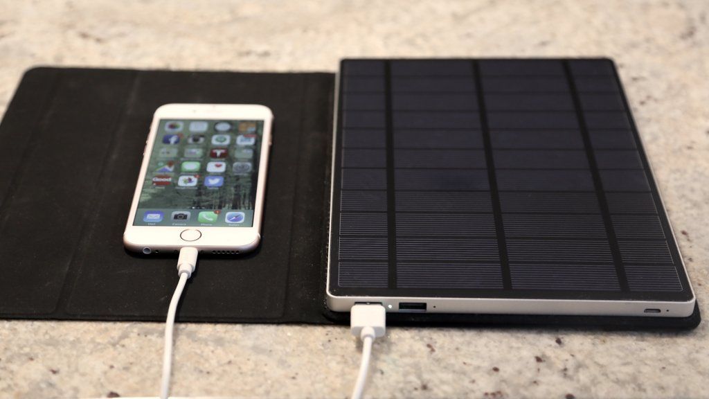 Solartab, un cargador solar para iPad, iPhone y dispositivos con USB