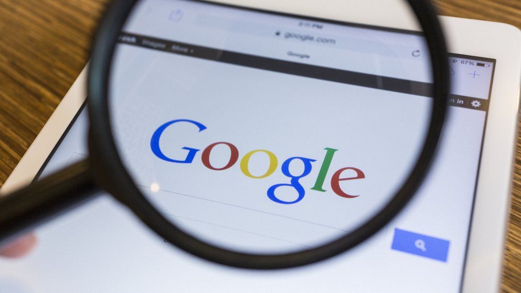 Google culpa a un bug el hecho de anteponer sus servicios a los de los rivales en su buscador
