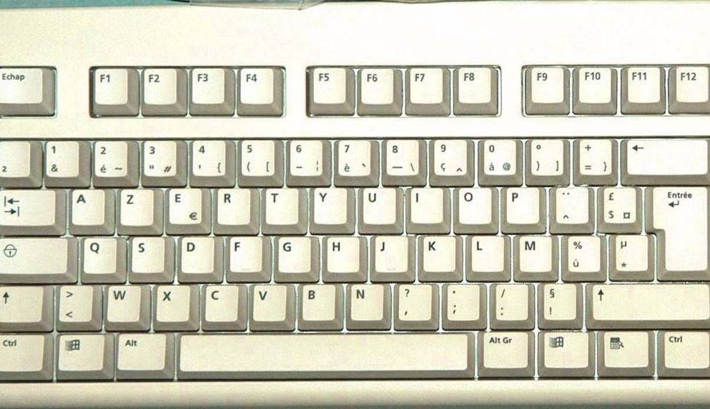 Francia estudia cambiar el teclado AZERTY
