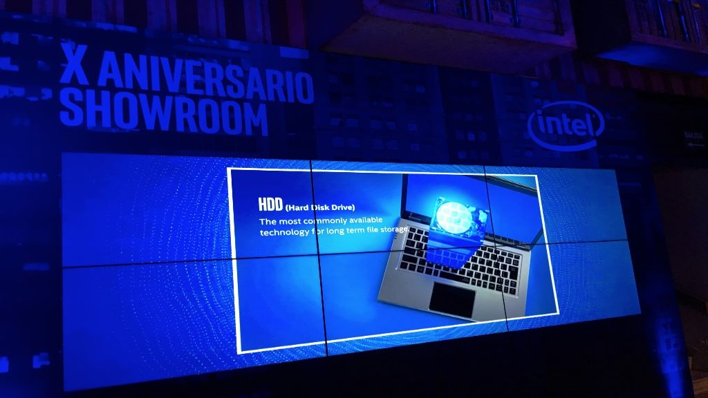 Intel celebra el décimo aniversario de su "Showroom de Navidad" con la Séptima Generación como protagonista