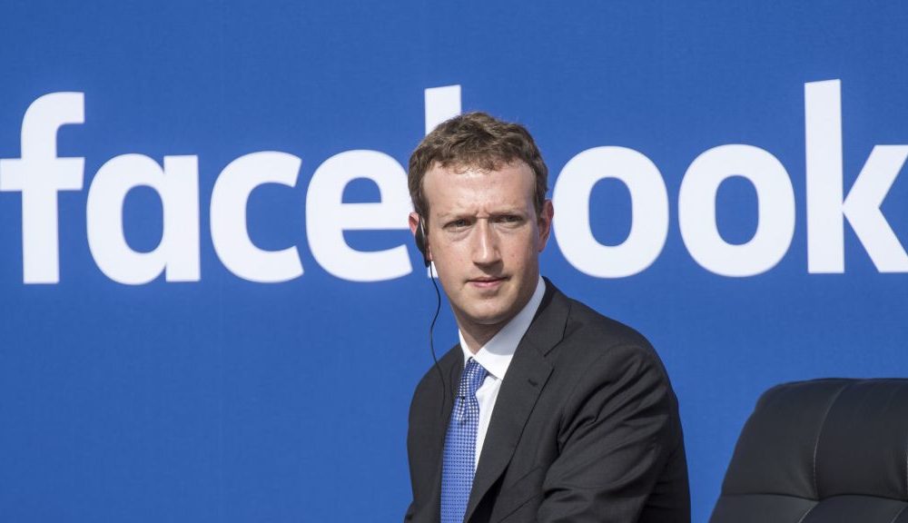 Facebook compra datos a terceros para no rendir cuentas ante los usuarios