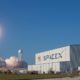 SpaceX planea ofrecer ancho de banda vía satélite en 2019