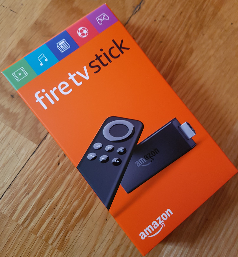 lanza Fire TV Stick Basic Edition, un dongle HDMI perfecto para  streaming de Prime Video y Netflix