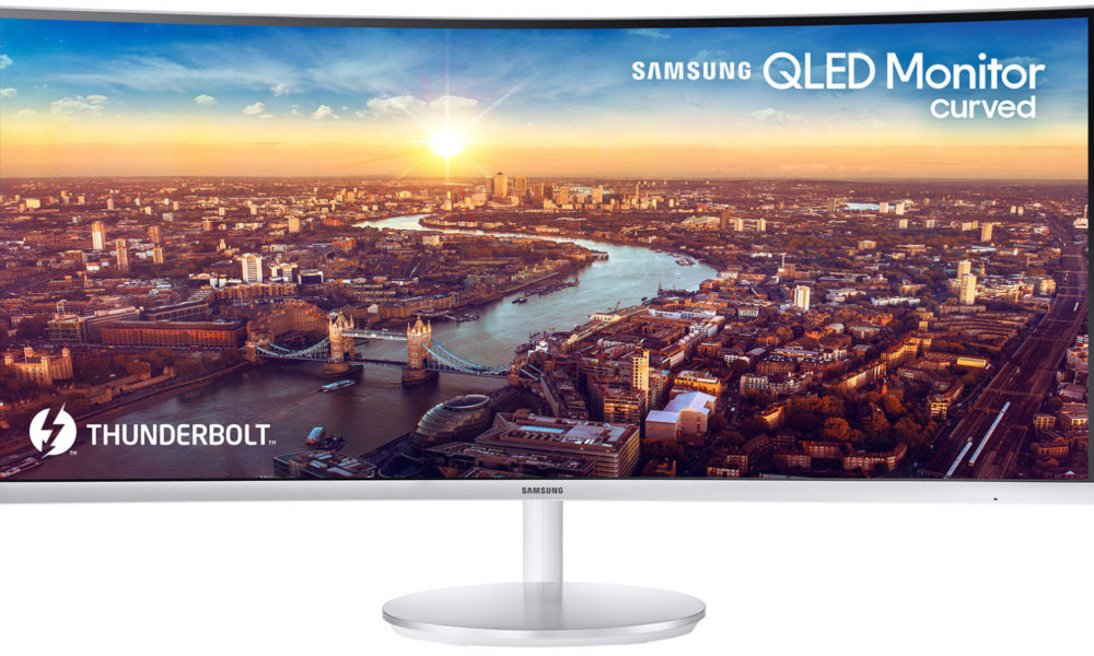 monitor curvado con Thunderbolt 3