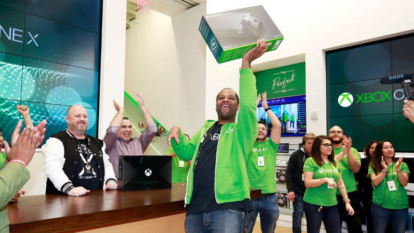 Xbox One X baja de precio