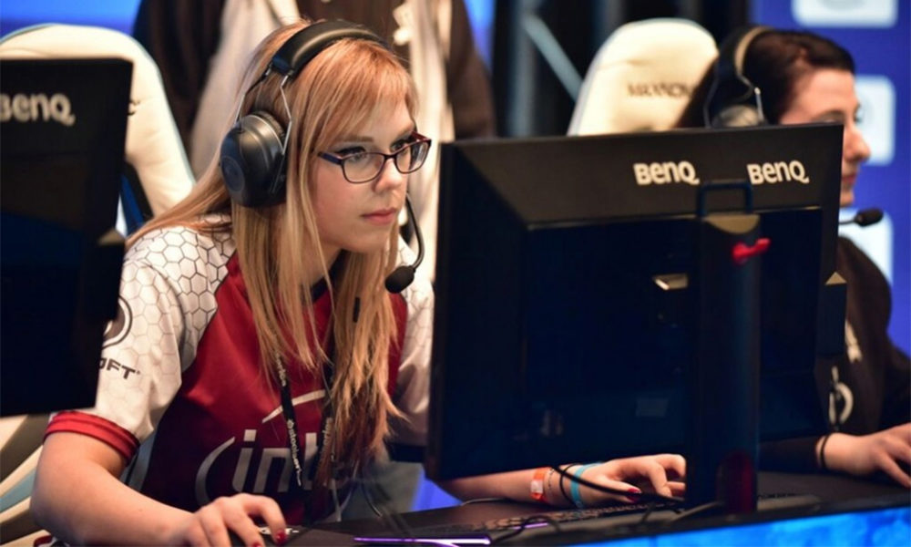 Chicas Gamers Carreras Ciencia