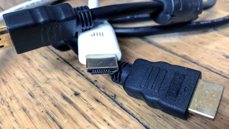 Qué es el HDMI inalámbrico y por qué no hemos conseguido liberarnos del  cable