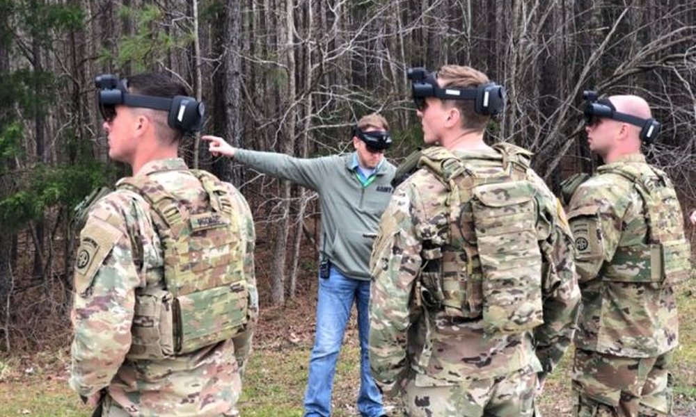 Microsoft HoloLens militares