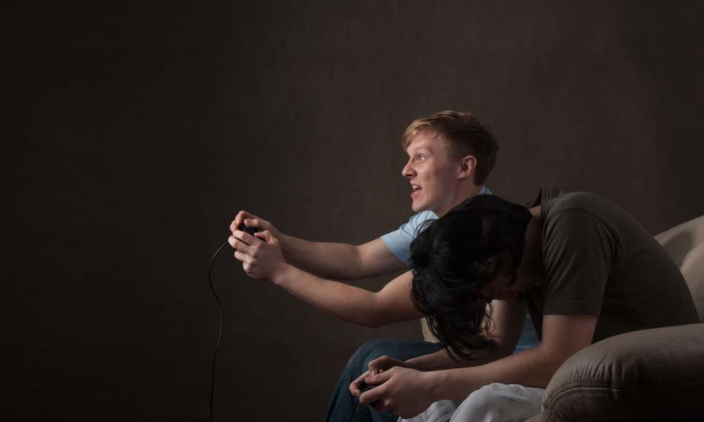 Ciberbullying acoso online juegos comunidad gamer