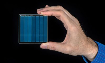 Superman grabada en vidrio como almacenamiento de datos