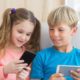 Uso del smartphone por parte niños y jóvenes