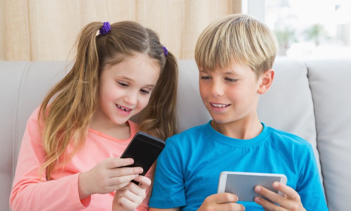 Uso del smartphone por parte niños y jóvenes