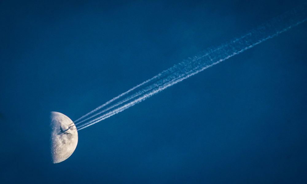 Agua en la superficie de la Luna, el último hallazgo de la NASA