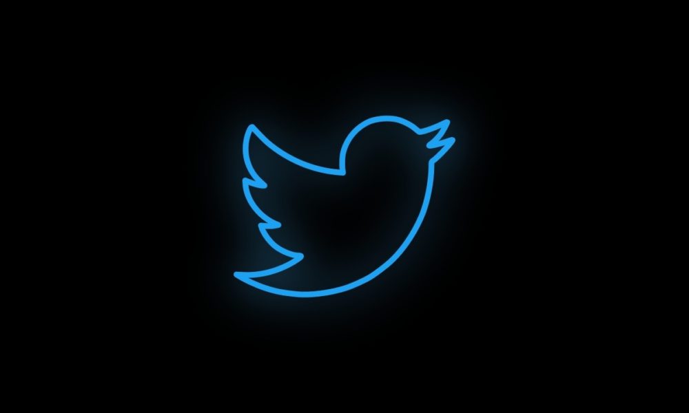 Twitter te advertirá cuando le des 'me gusta' a tuits con información que  consideren fraudulenta - MuyComputer