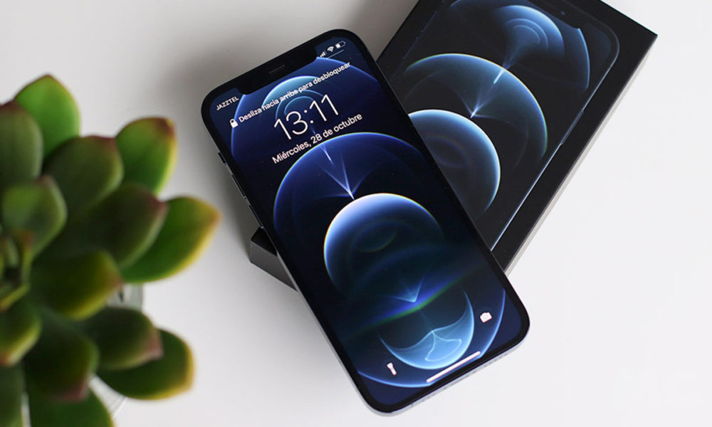 iPhone 13