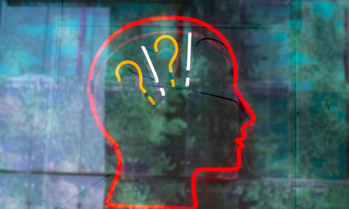 El logotipo de Amazon y los vídeos de ajedrez: ¿qué está pasando?