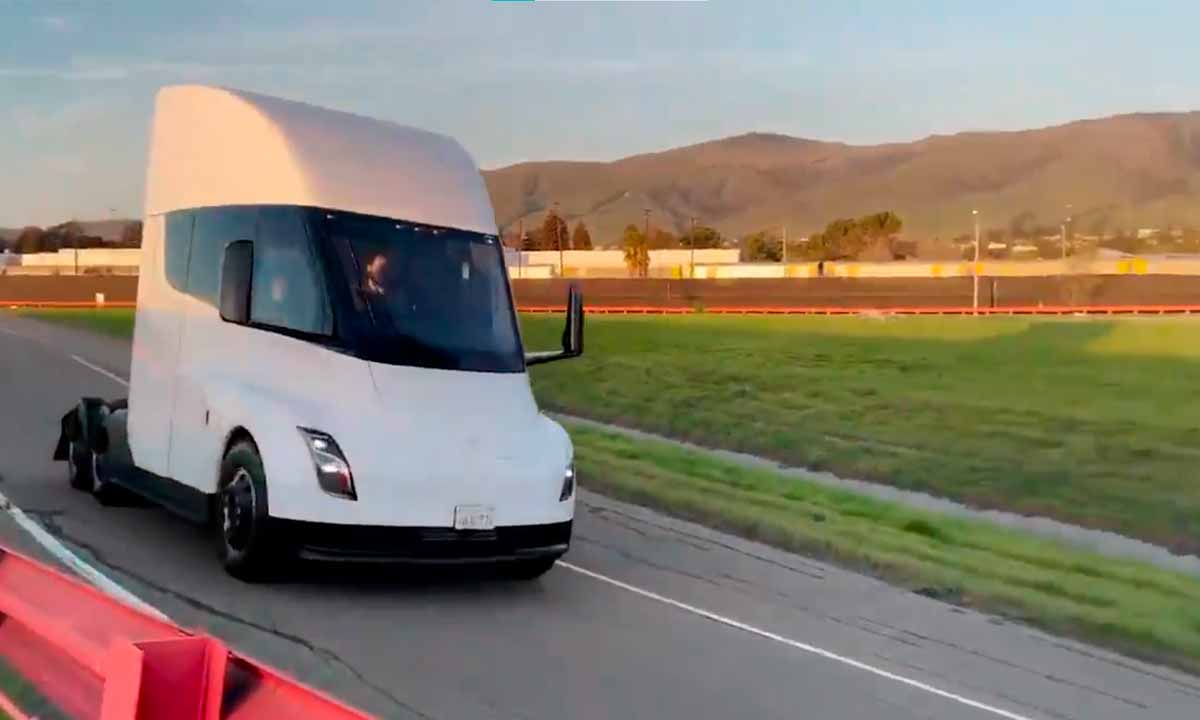 Tesla Semi: cada vez más cerca de la carretera