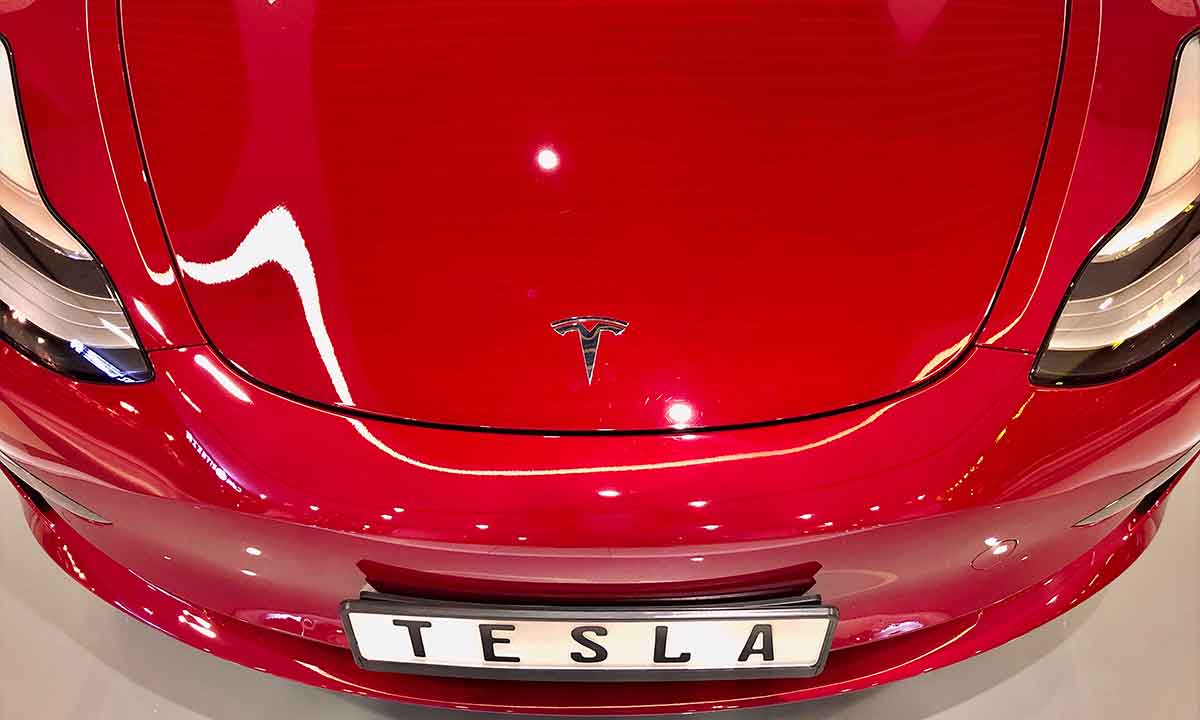 Desacuerdos en Tesla sobre el piloto automático