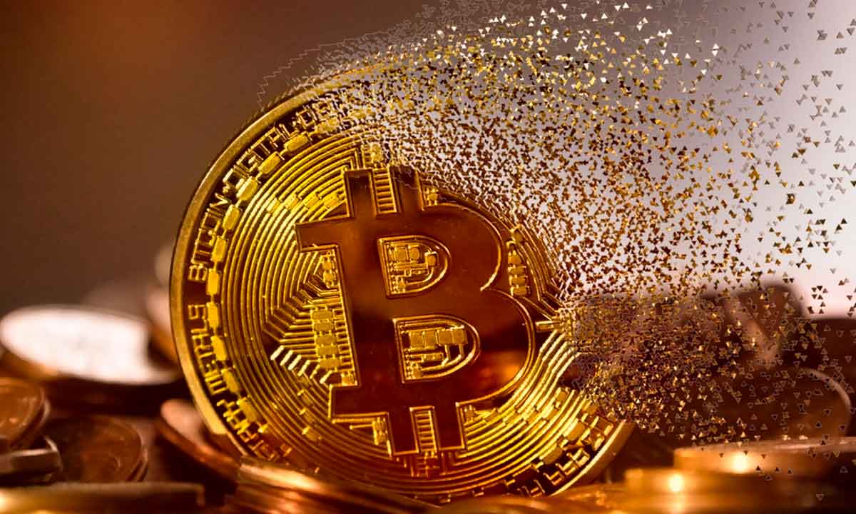Bitcoin baja de los 30.000 dólares