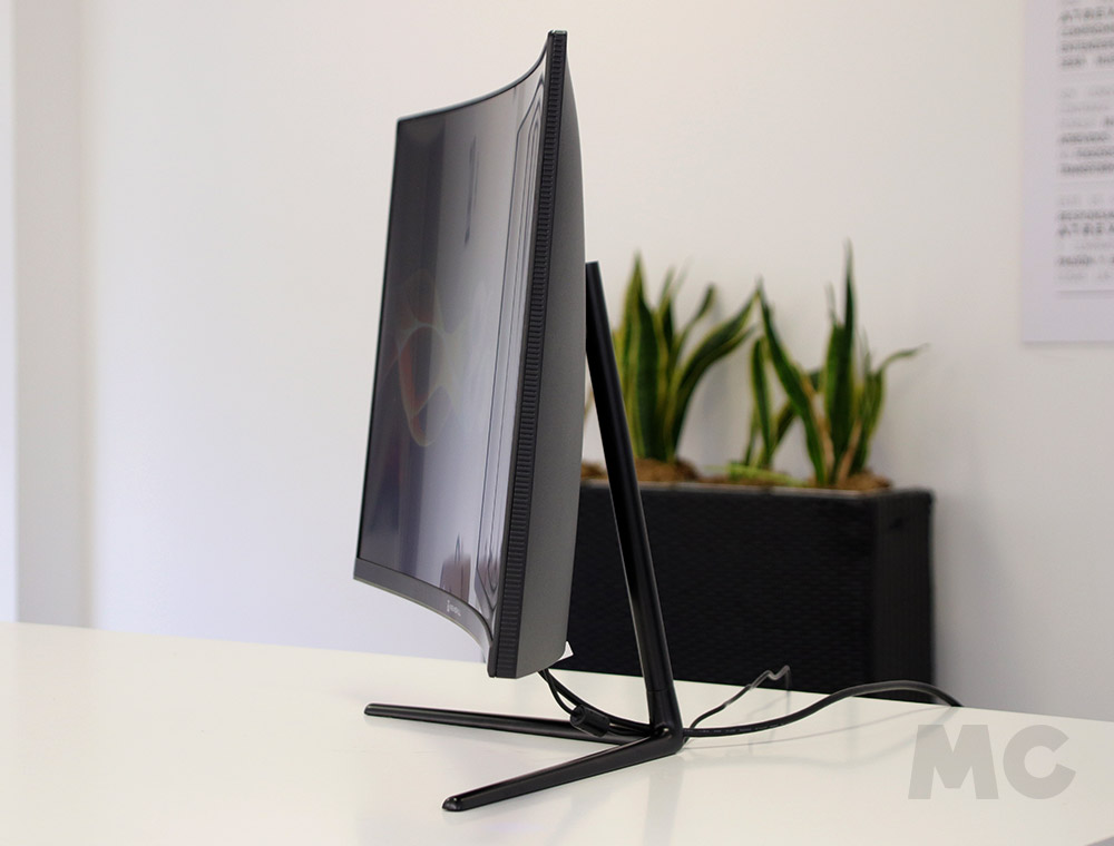 Newskill Icarius monitor gaming 240Hz