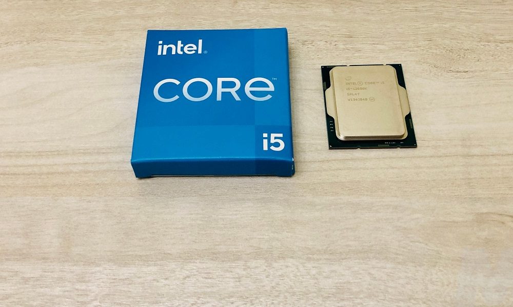 Procesador Intel Core i5 12600K, 10 Cores (6 Performance-cores / 4  Efficient-cores), 16 Threads, 4.90GHz, 20Mb, Socket LGA1700, Intel 12th  Generación.