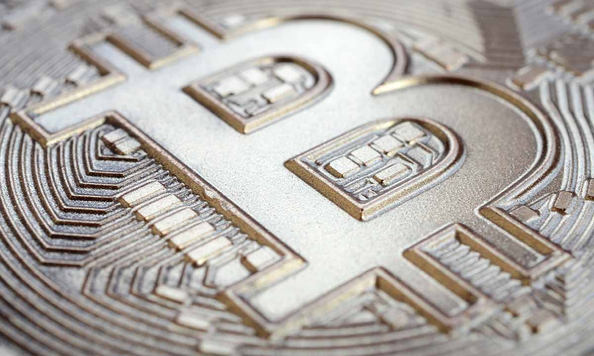 Bitcoin: menos distribuido que el dólar