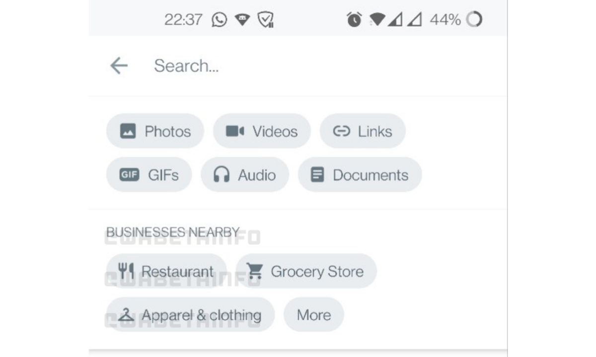 WhatsApp tries a search option and contact with stores through our location