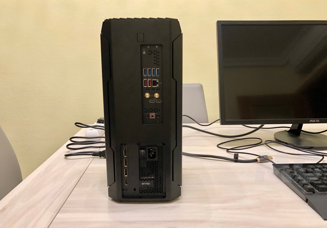 Corsair One i300