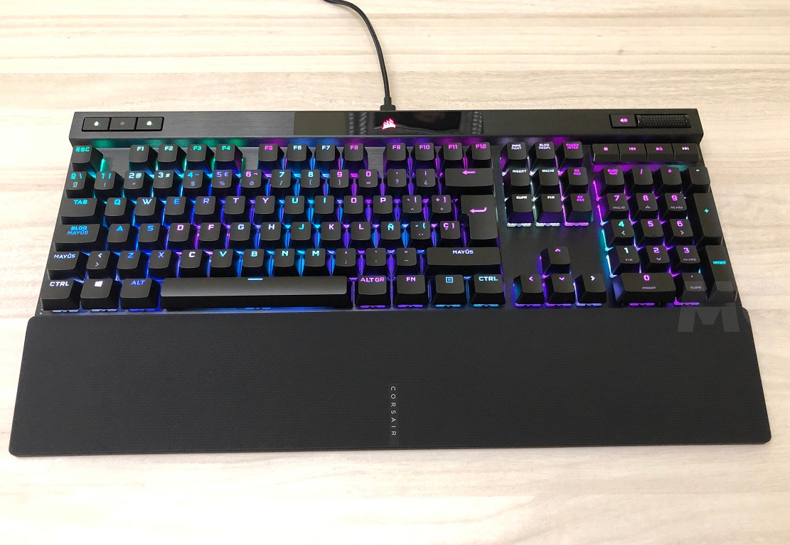 Corsair K70 RGB PRO