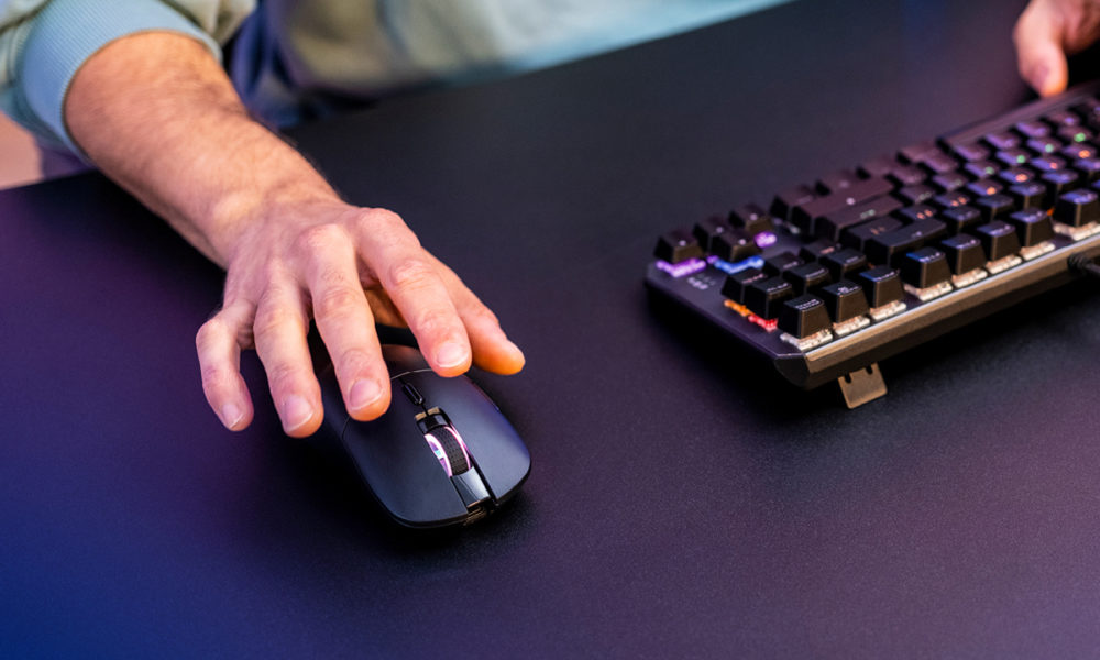 Trust GXT 980 Redex ratón inalámbrico recargable