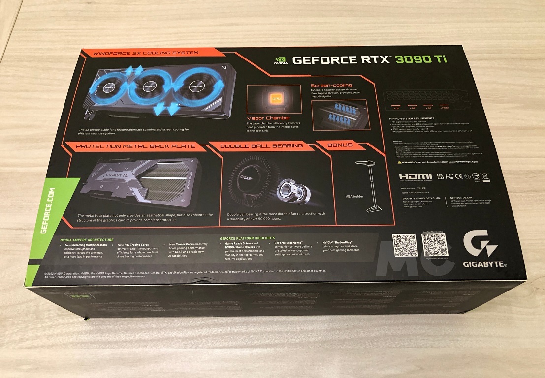 GIGABYTE GeForce RTX 3090 Ti GAMING OC caja