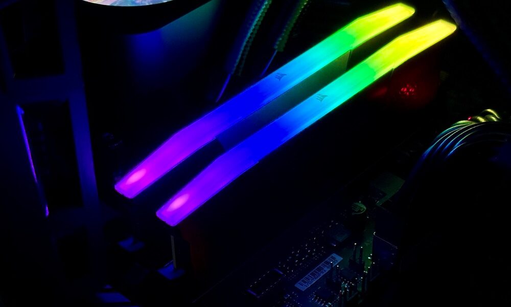Corsair VENGEANCE RGB DDR5 AMD EXPO