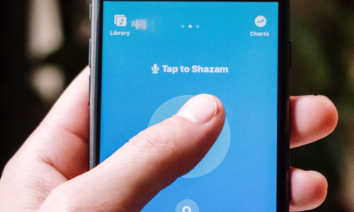 Shazam para iOS ya reconoce contenido reproducido en el móvil